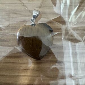 Heart-Shaped Brown Pendant Necklace